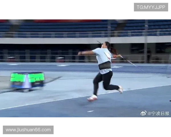 18岁严子怡女子标枪创世界历史第二好成绩,断崖领先远超奥运冠军_选手_等项目_年龄